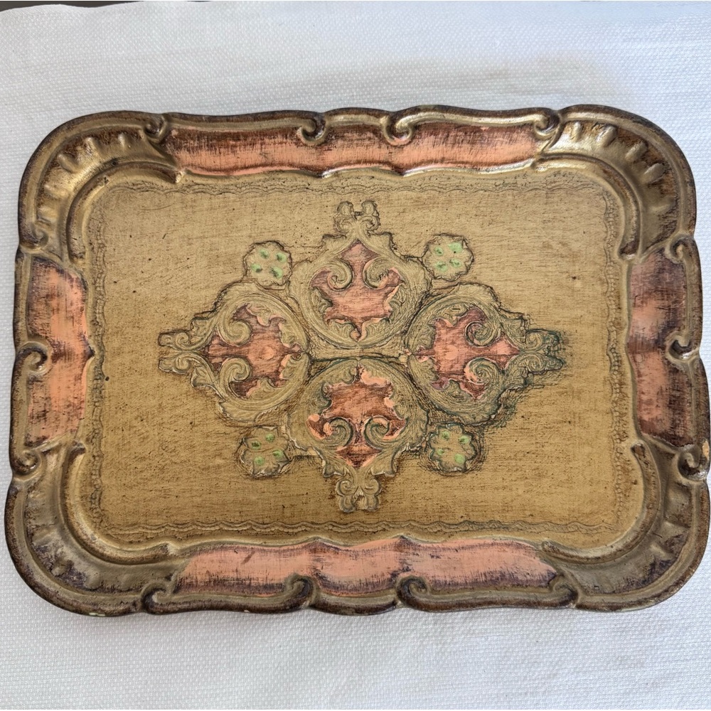 Florentine gilded wood tray with polychrome decoration